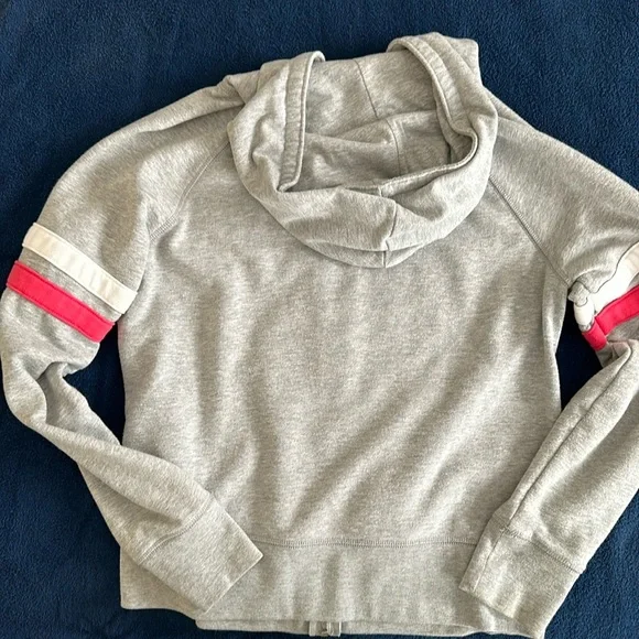 GAP gray jogger set with stripe accents - Picture 6 of 11